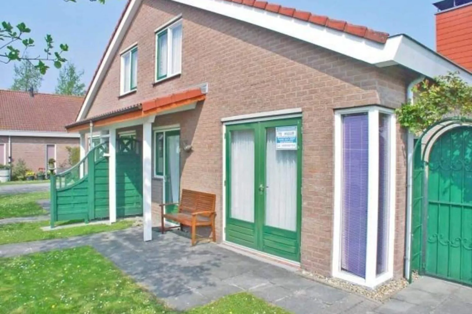 Schoneveld 369 Strandparel Breskens-Exterior summer