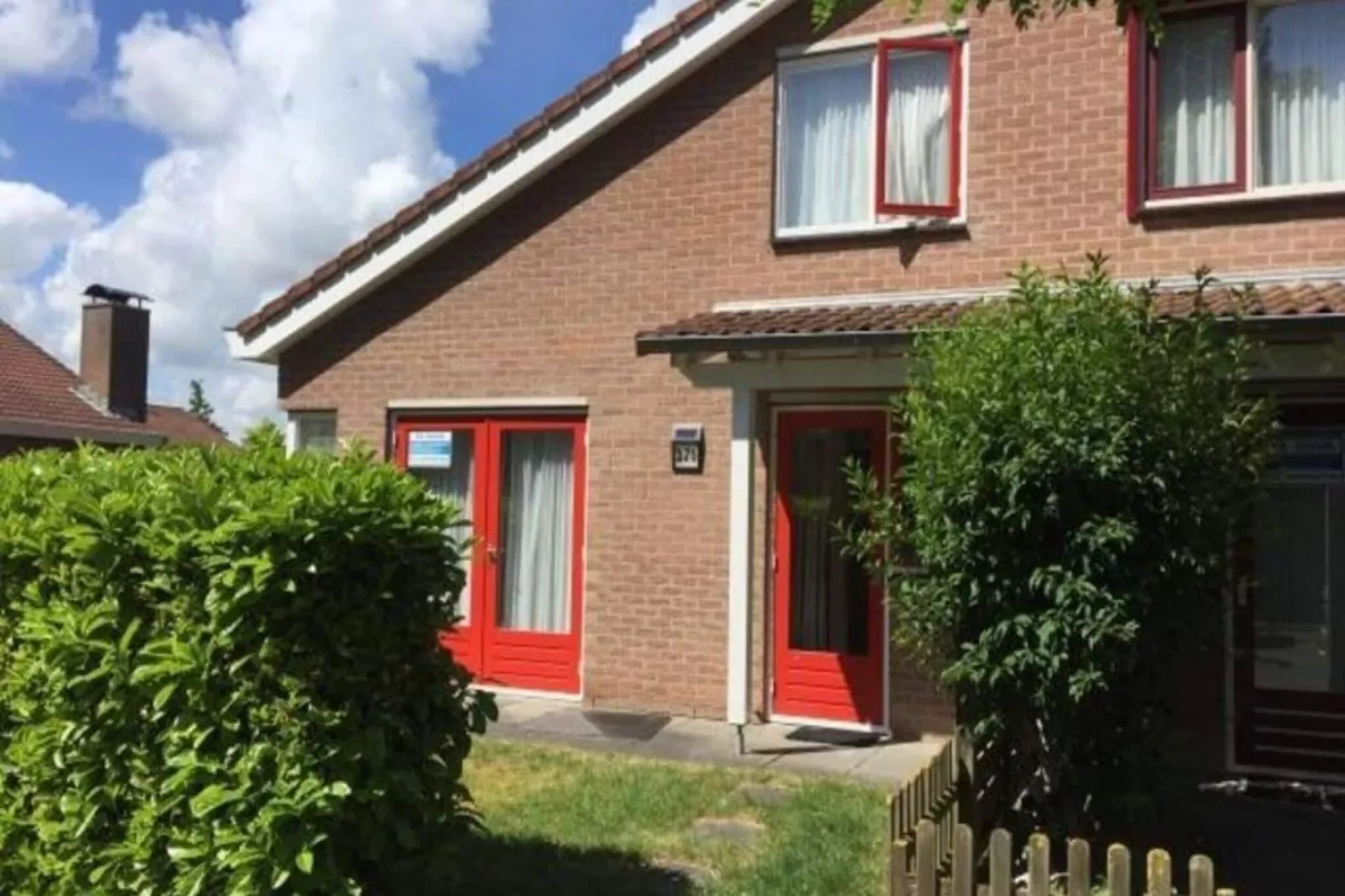 Schoneveld 371 Strandparel Breskens-Exterior summer