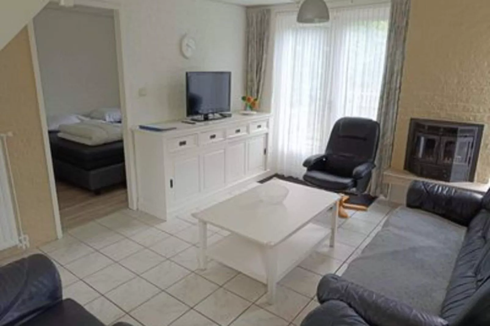 Schoneveld 373 Strandparel Breskens-Living room