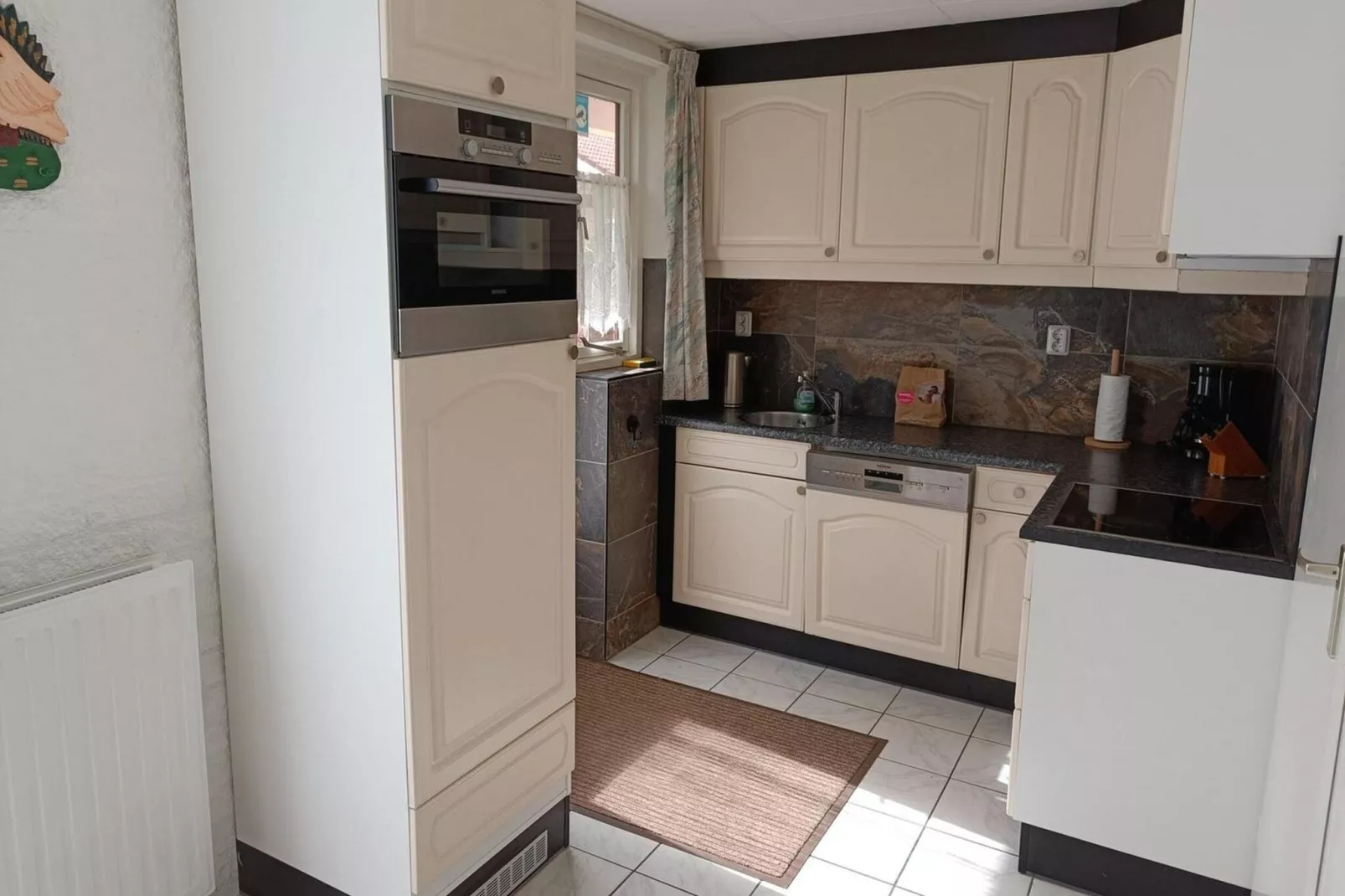 Schoneveld 373 Strandparel Breskens-Kitchen