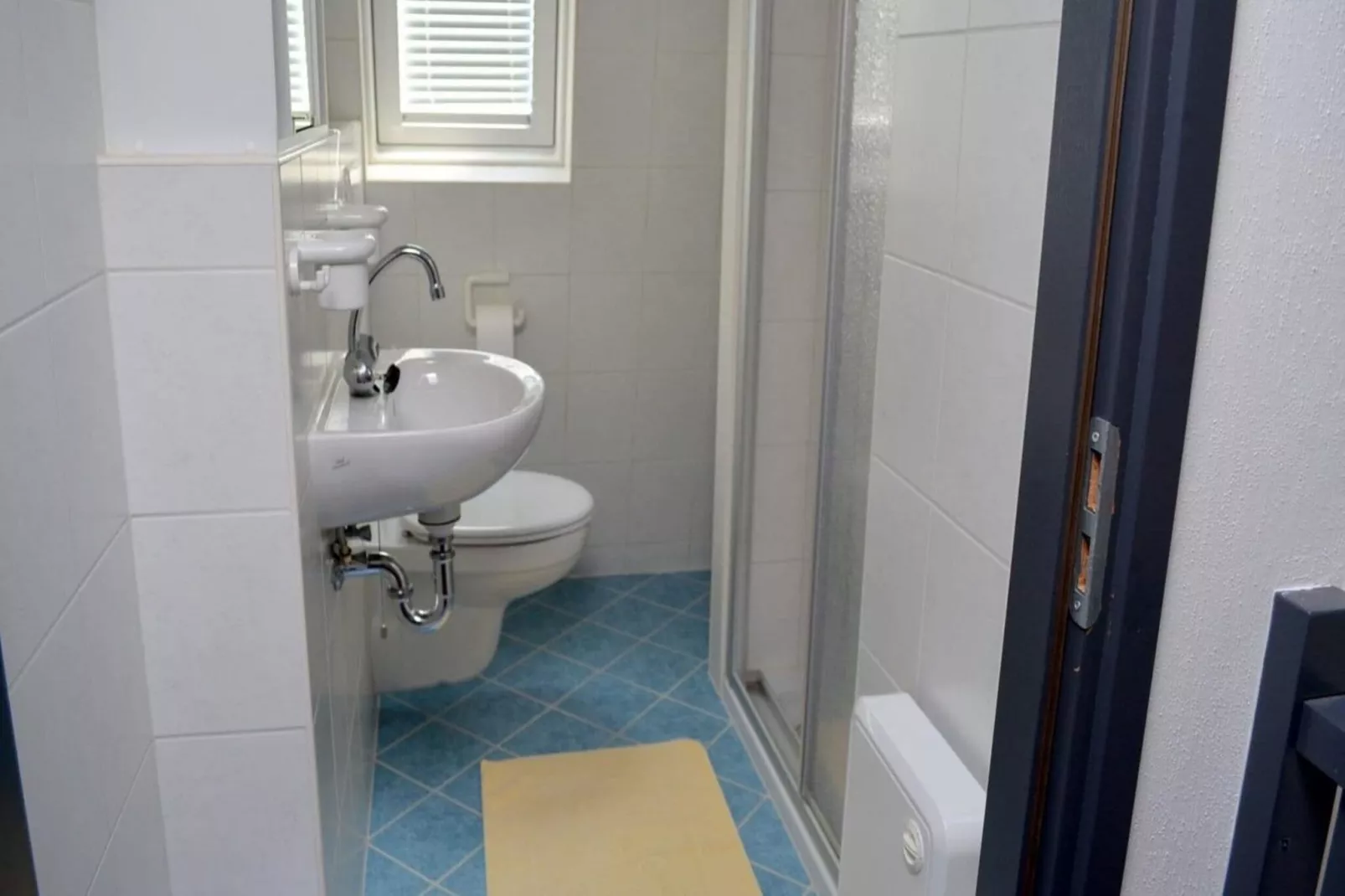 Schoneveld 39 Zeester Breskens-Bathroom