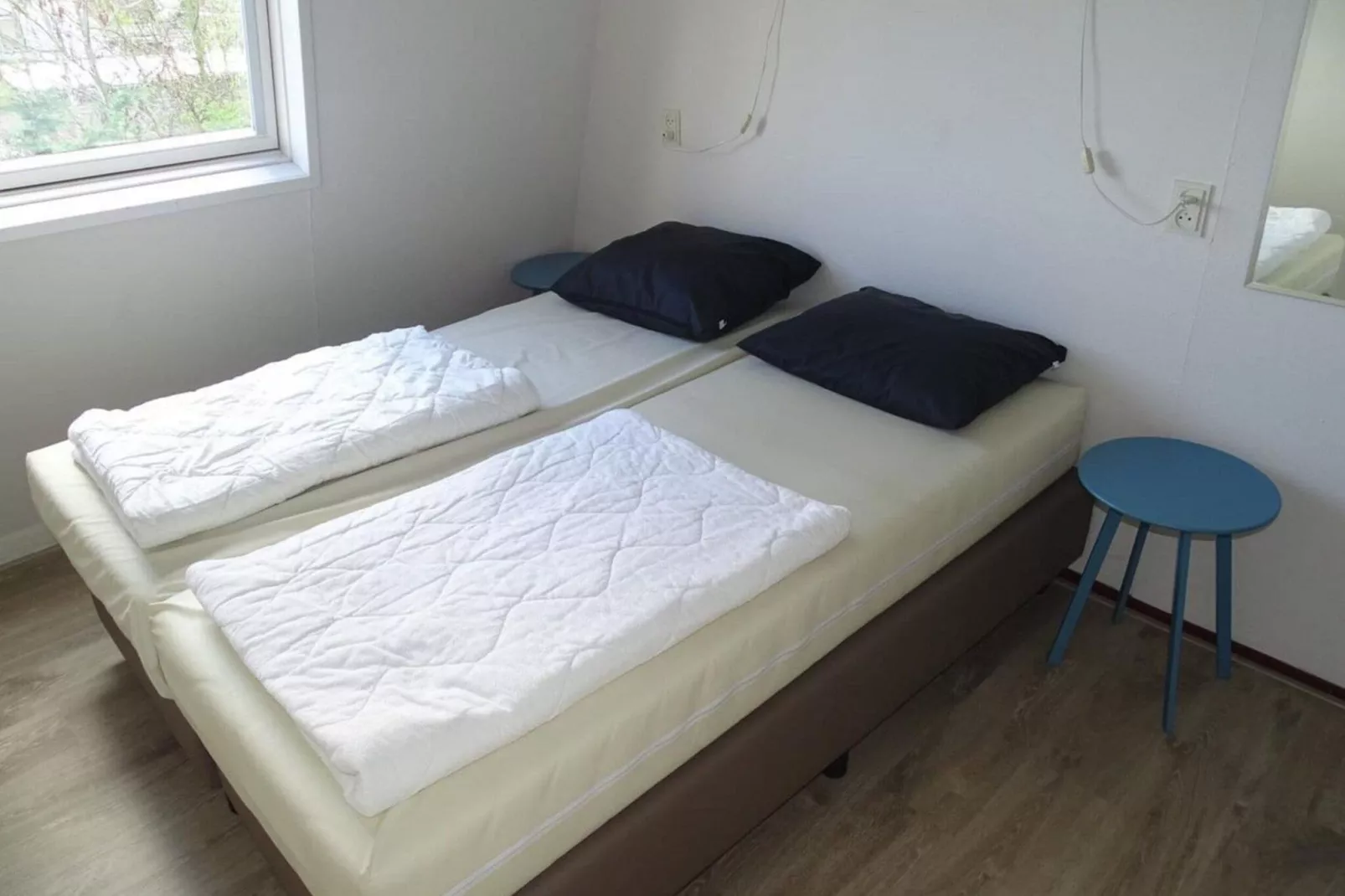 Schoneveld 40 Zeester Breskens-Bedroom