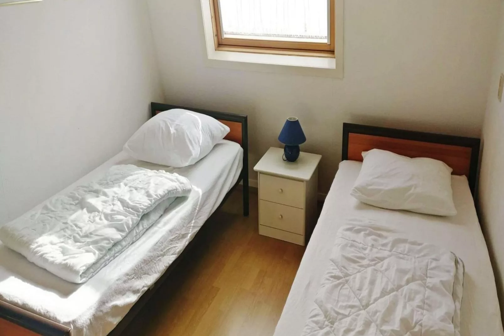 Schoneveld 60 Zeester Breskens-Bedroom