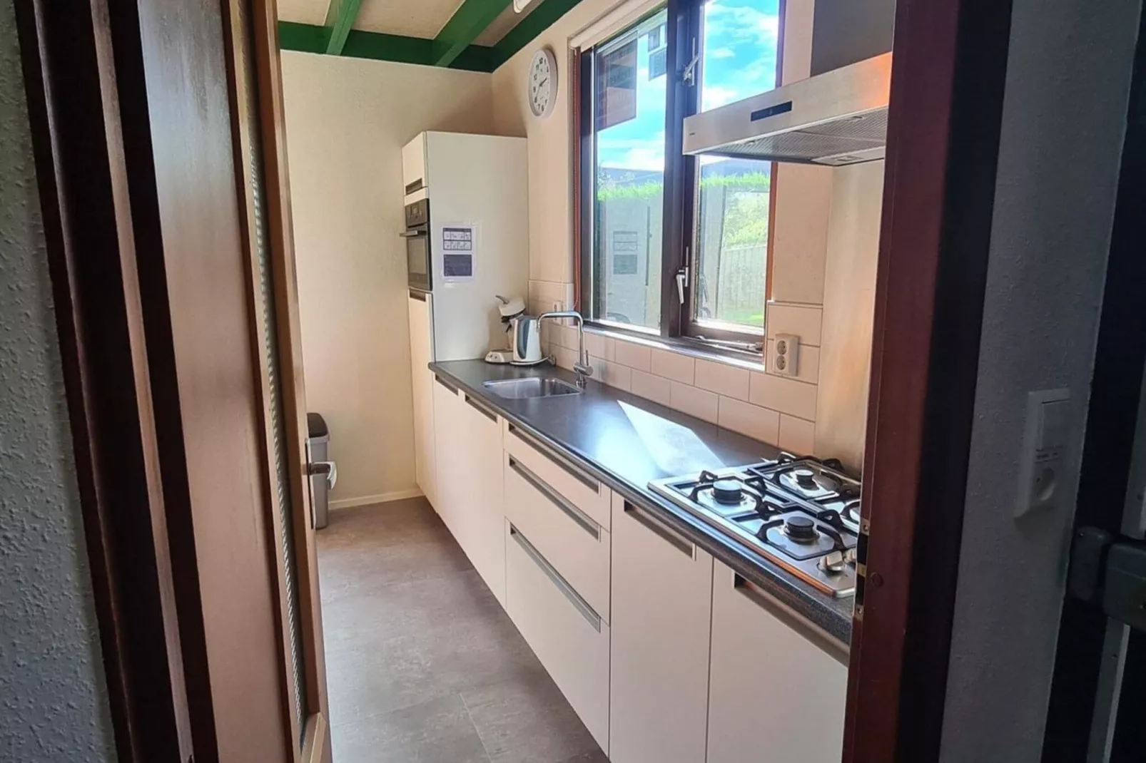 Schoneveld 90 Zeester Breskens-Kitchen