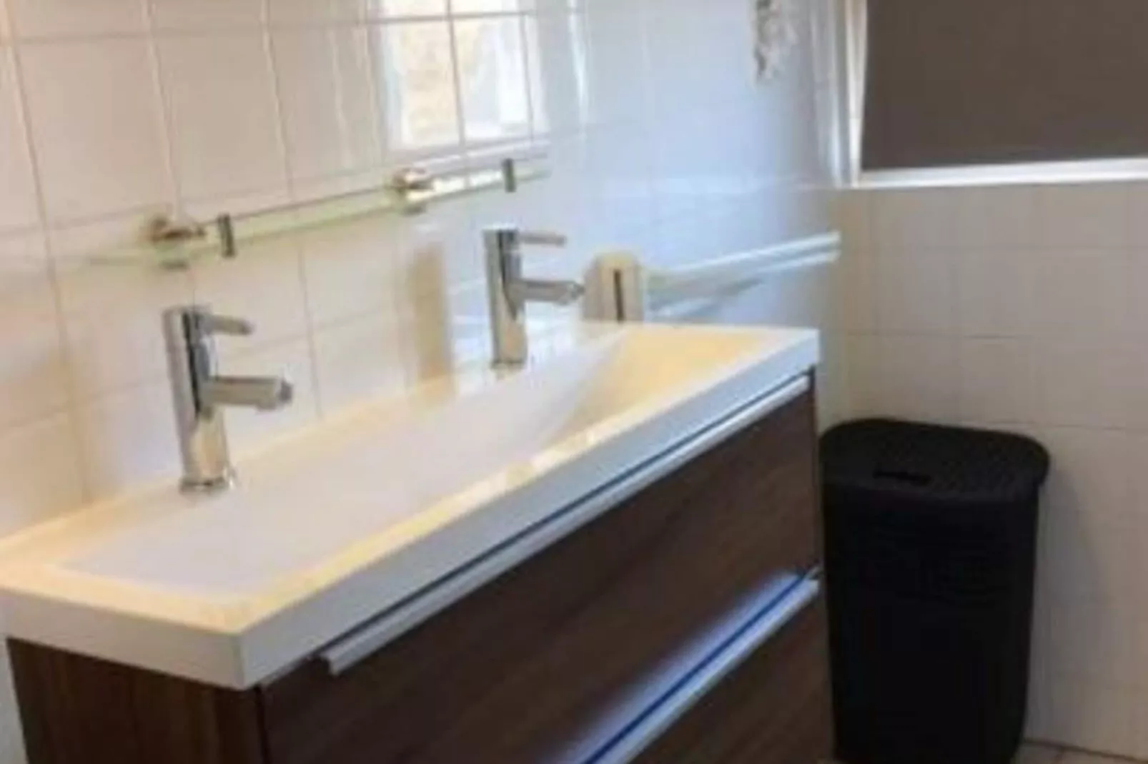 Scheldeveste 210 Zwin Breskens-Bathroom