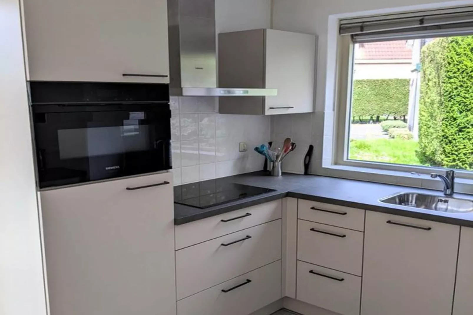 Scheldeveste 52 Zwin Breskens-Kitchen