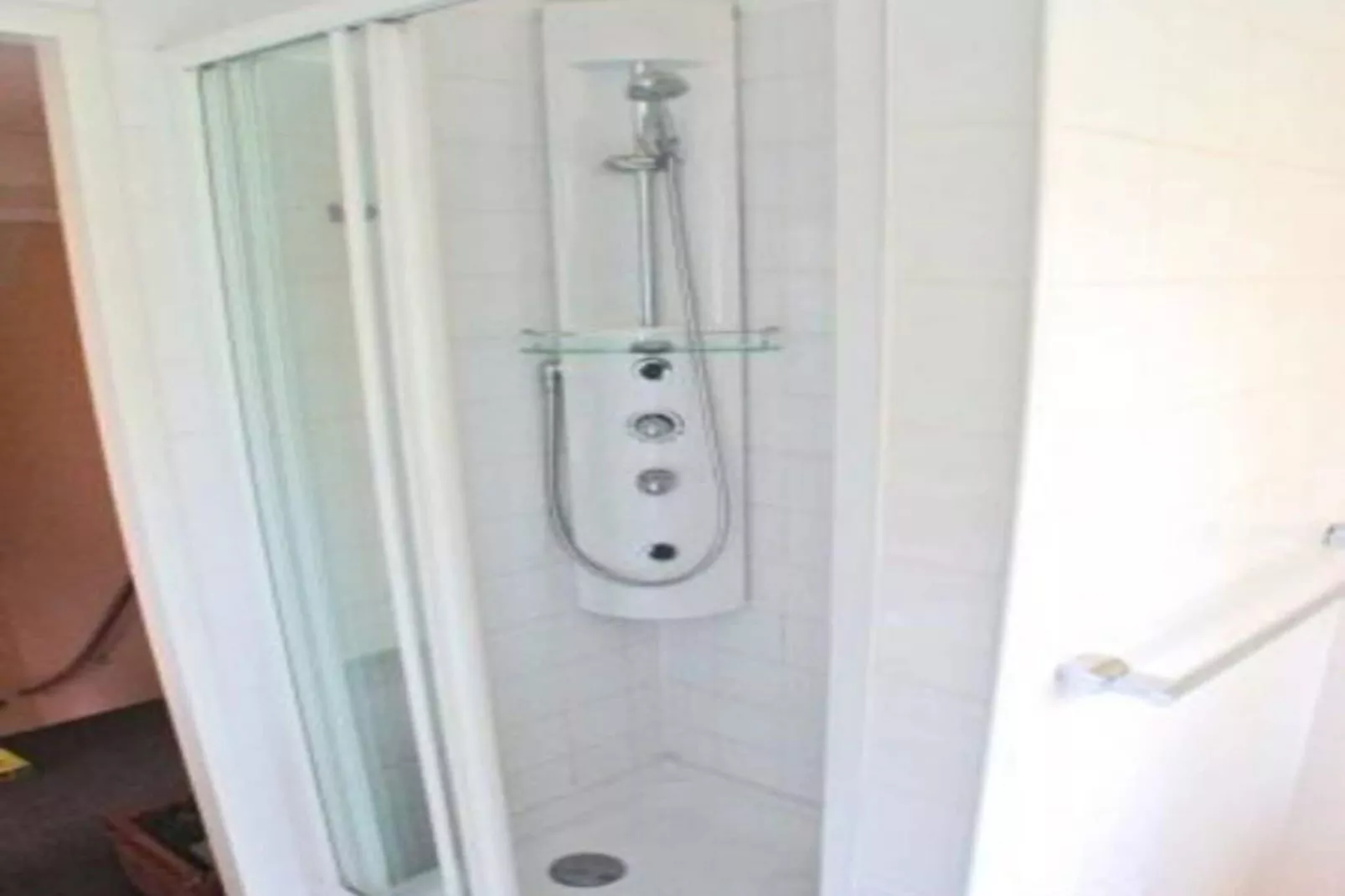 Scheldeveste 64 Zwin Breskens-Bathroom