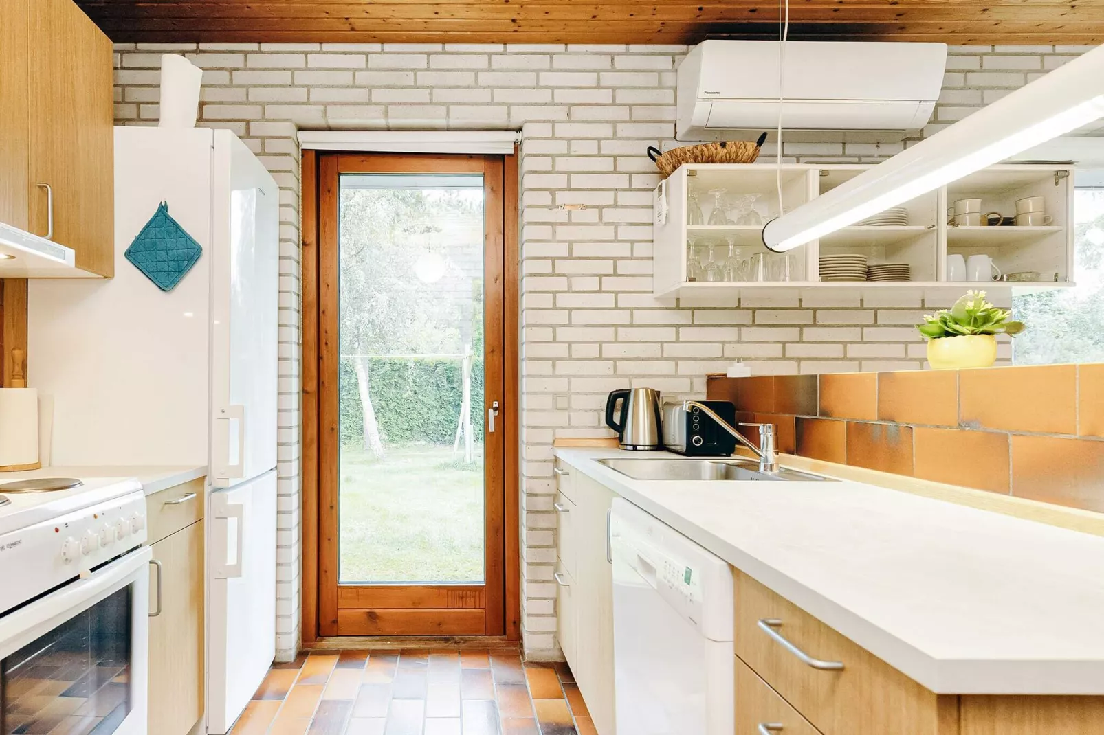 Cozy Retreat near Marielyst - By Traum Ferienwohnungen-Indoor