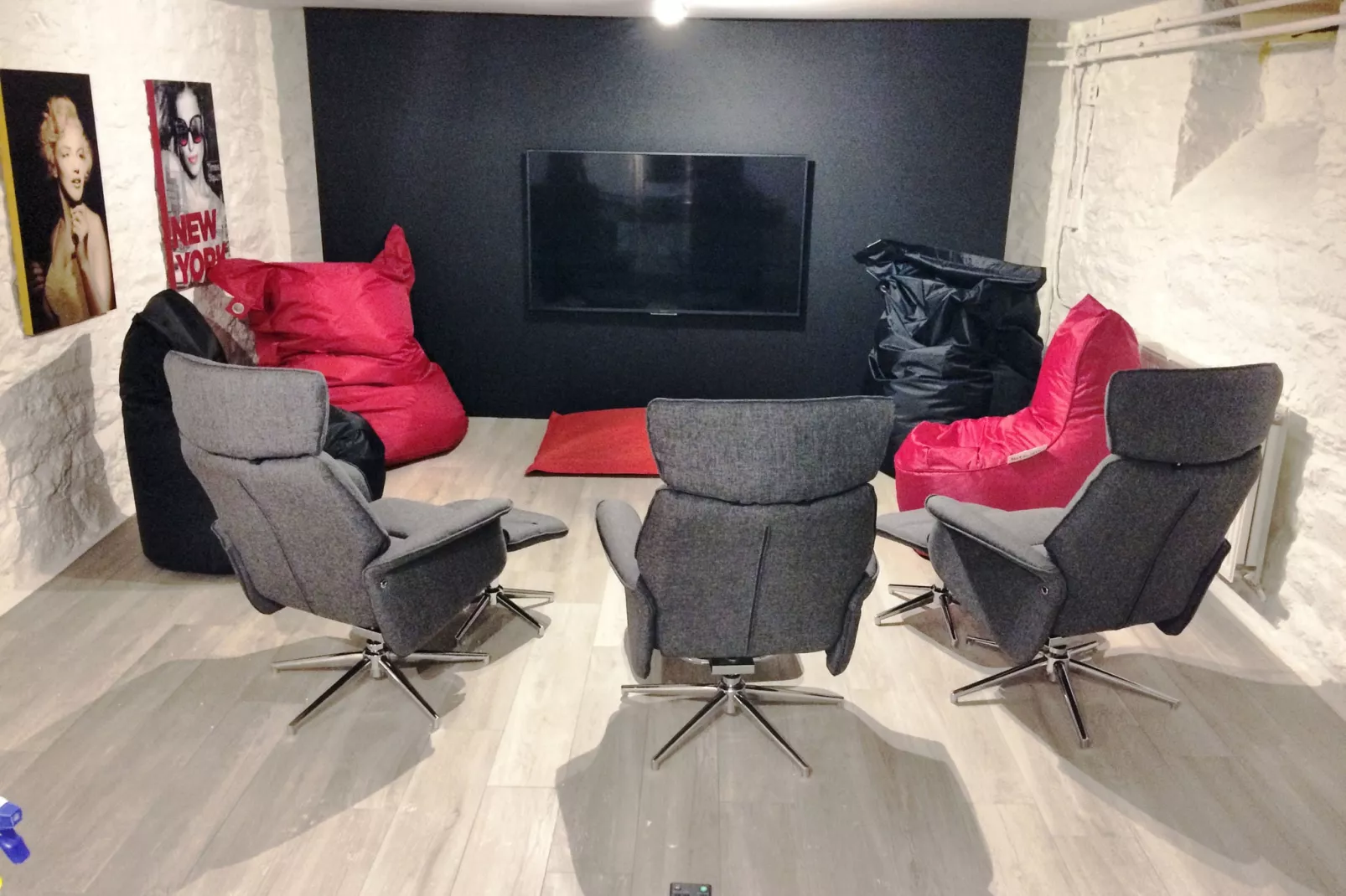 Villa Courtil-Recreation room
