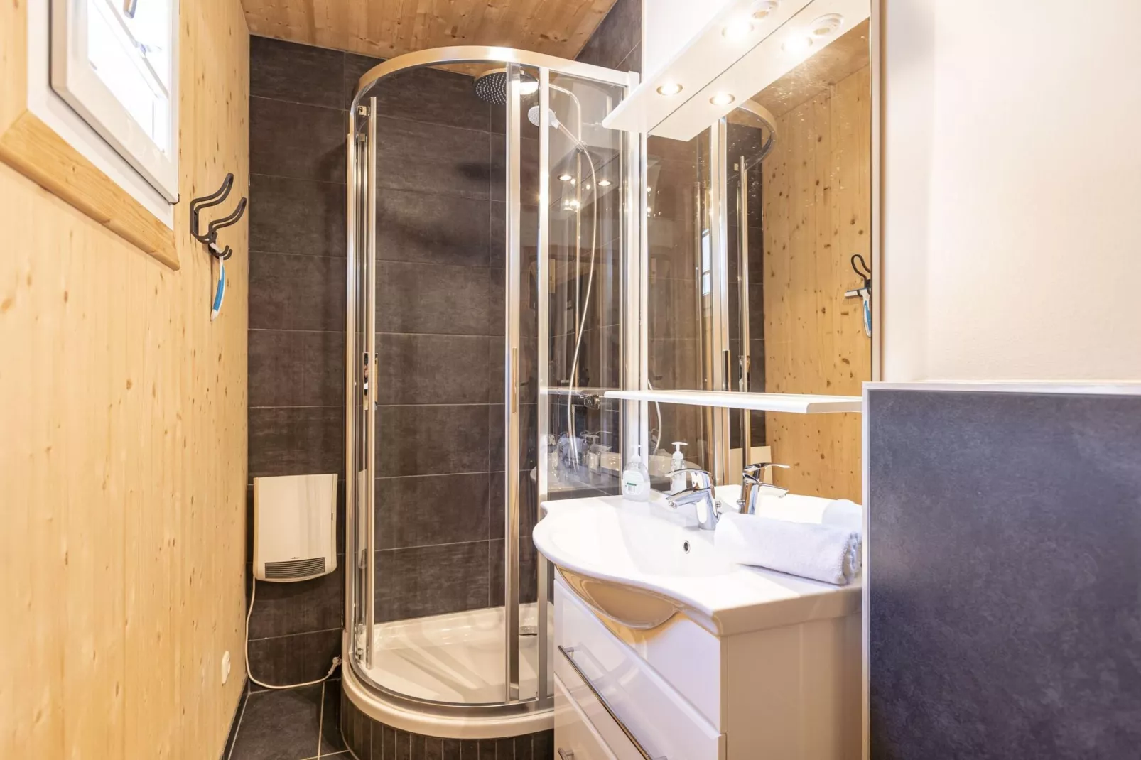 Feriendorf Murau 23-Bathroom