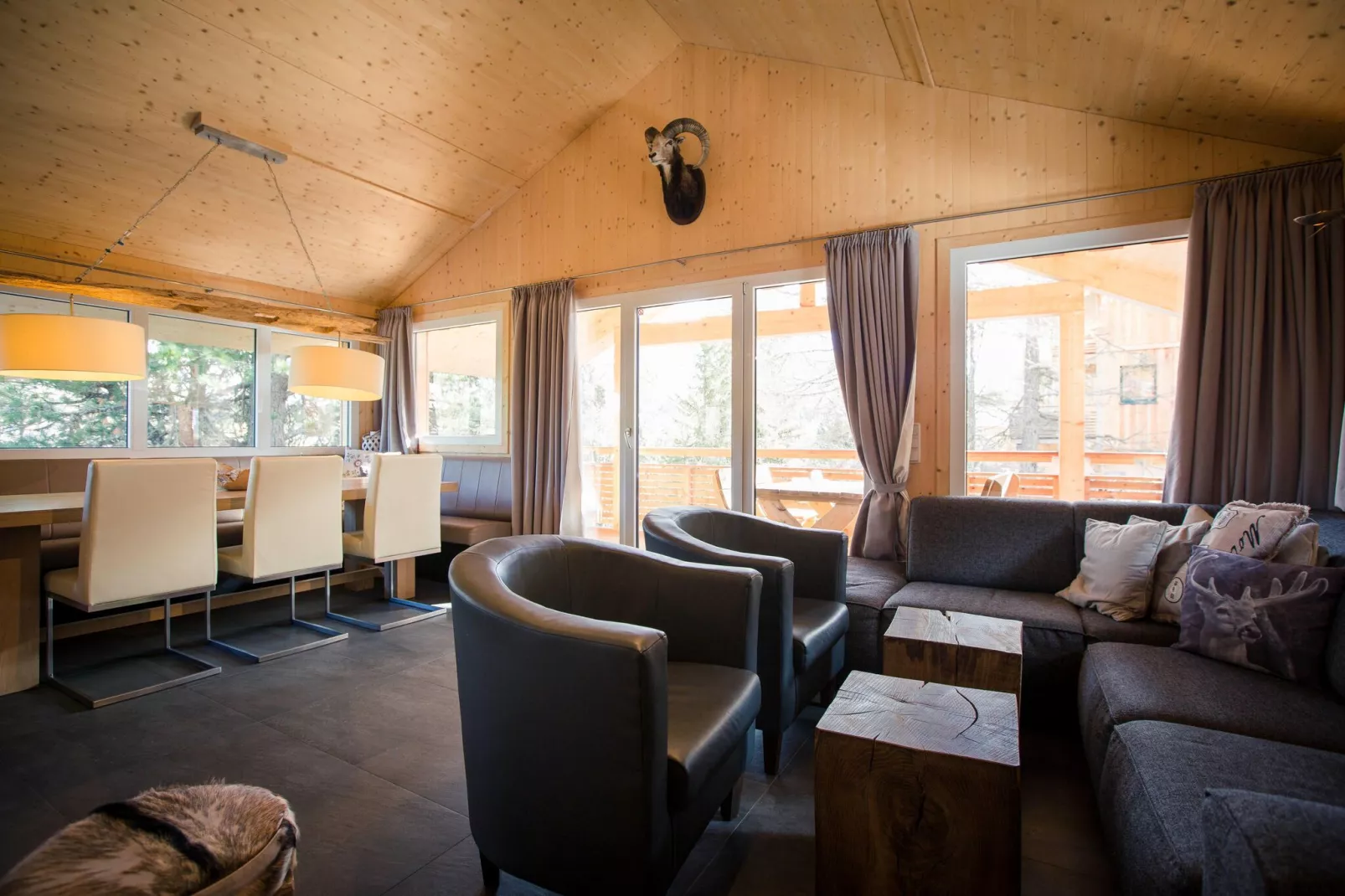 Alpenpark Turrach 14-Living room
