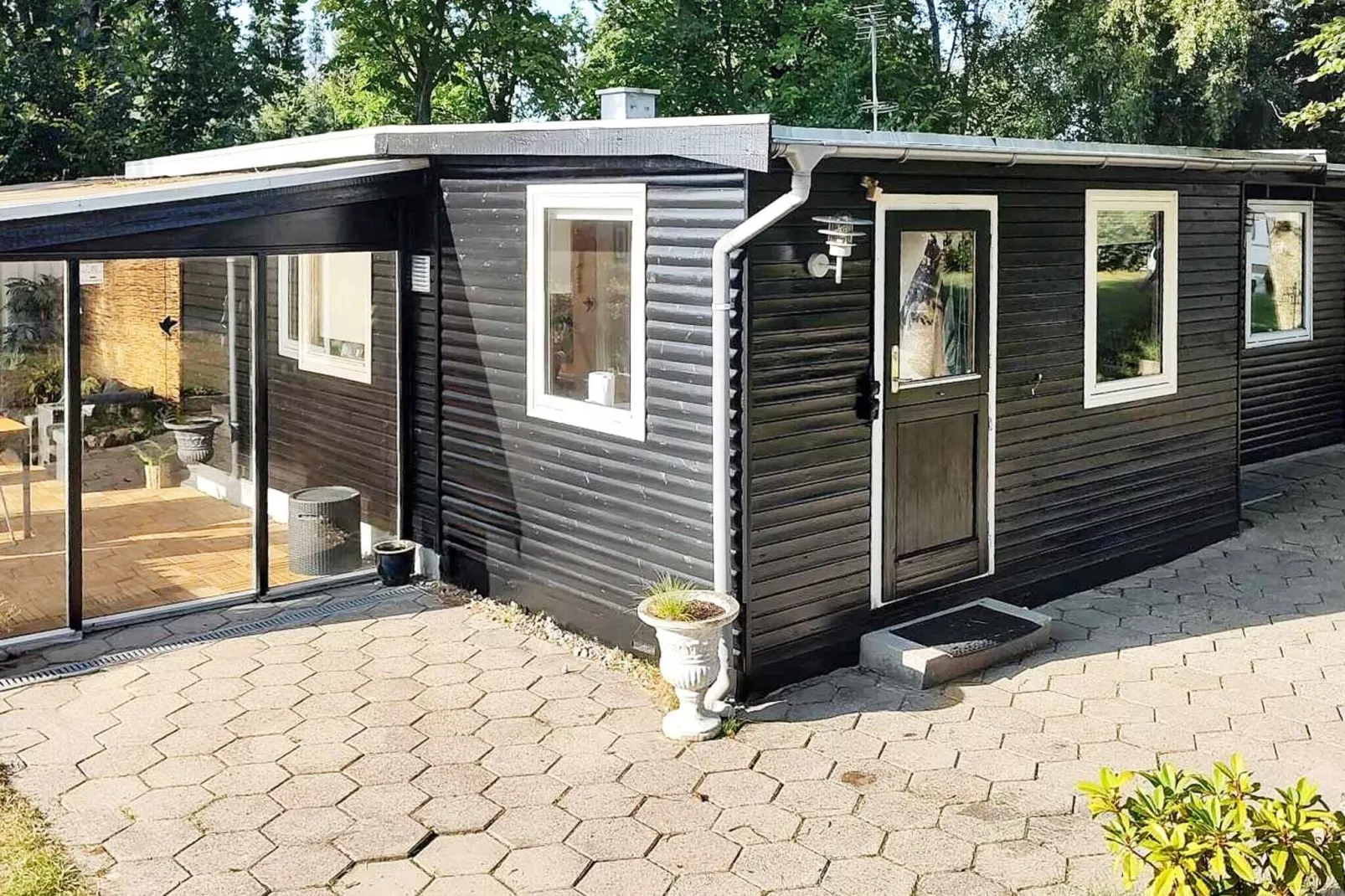 4 person holiday home in Allingåbro-By Traum-Outdoor