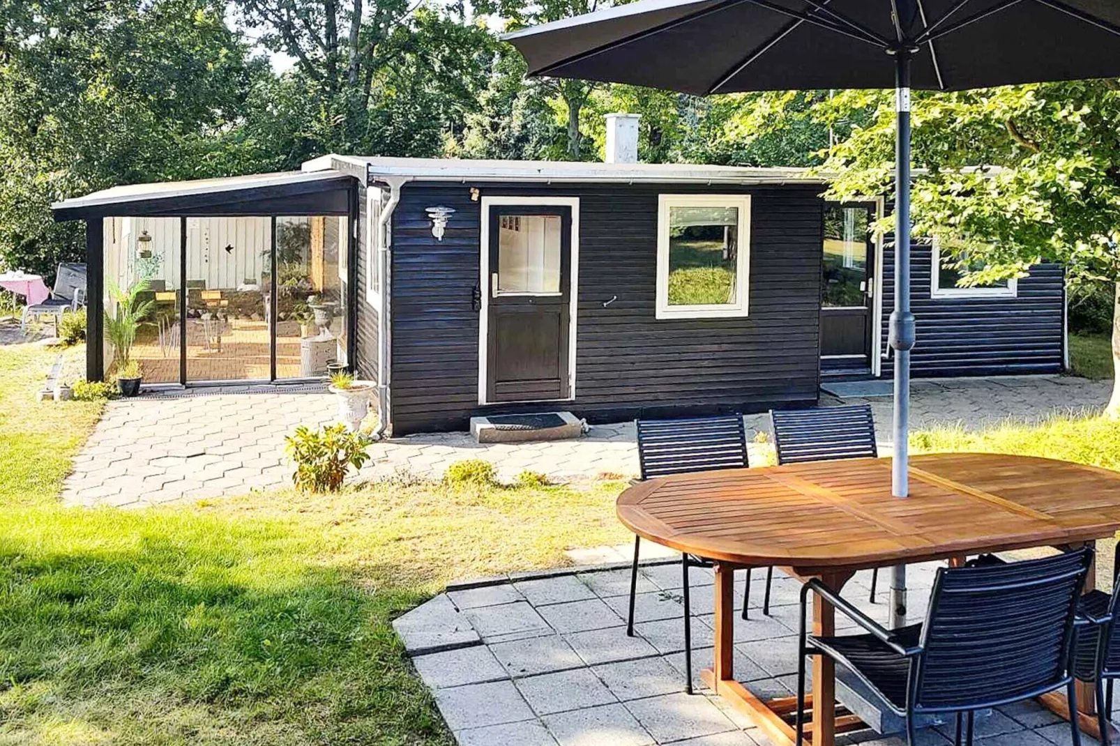4 person holiday home in Allingåbro-By Traum-Outdoor