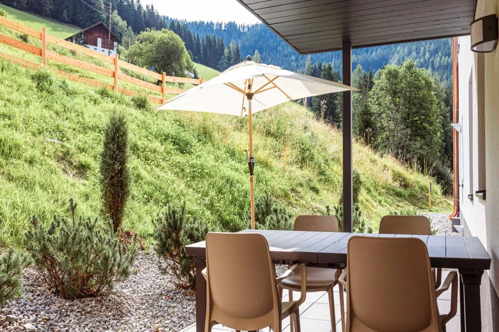 Hideaway Dachstein West 1-Terrace balcony