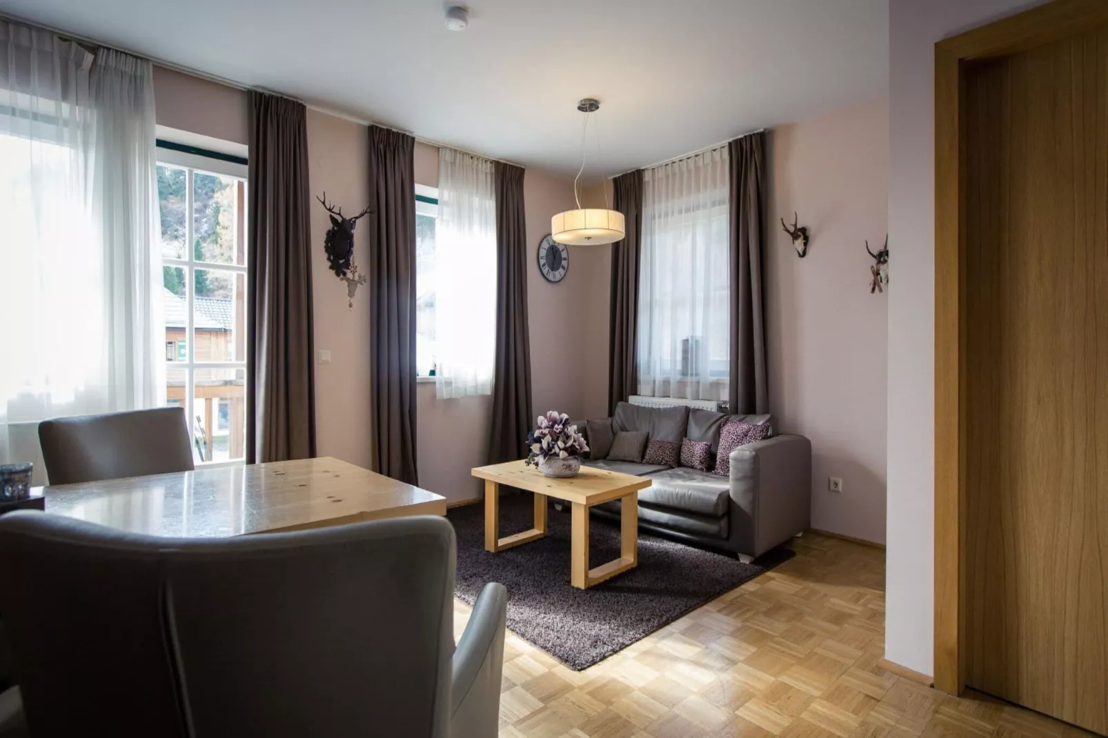 Alpenpark Turrach 5-Living room