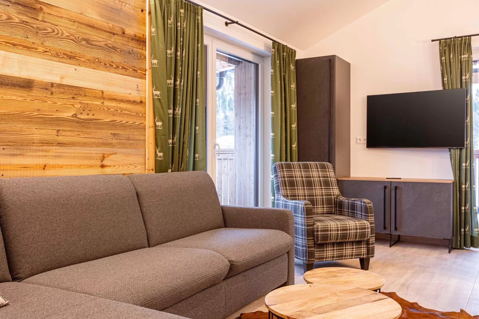 Turrach Lodges 3-Living room