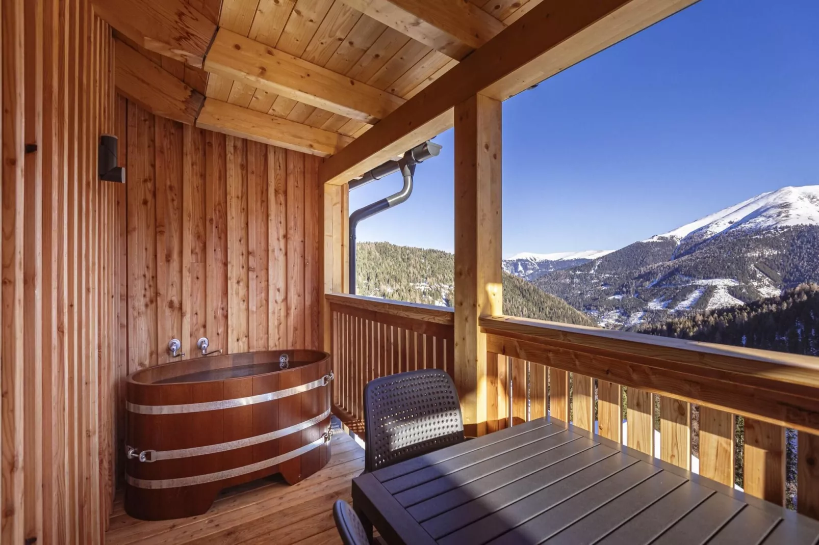 Turrach Lodges 3-Terrace balcony