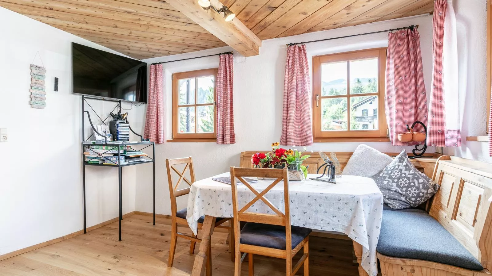 Zur Alten Schmiede-Living room