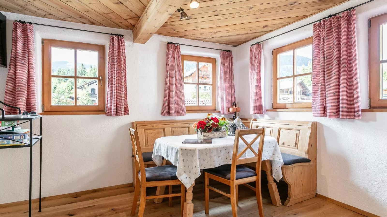 Zur Alten Schmiede-Living room
