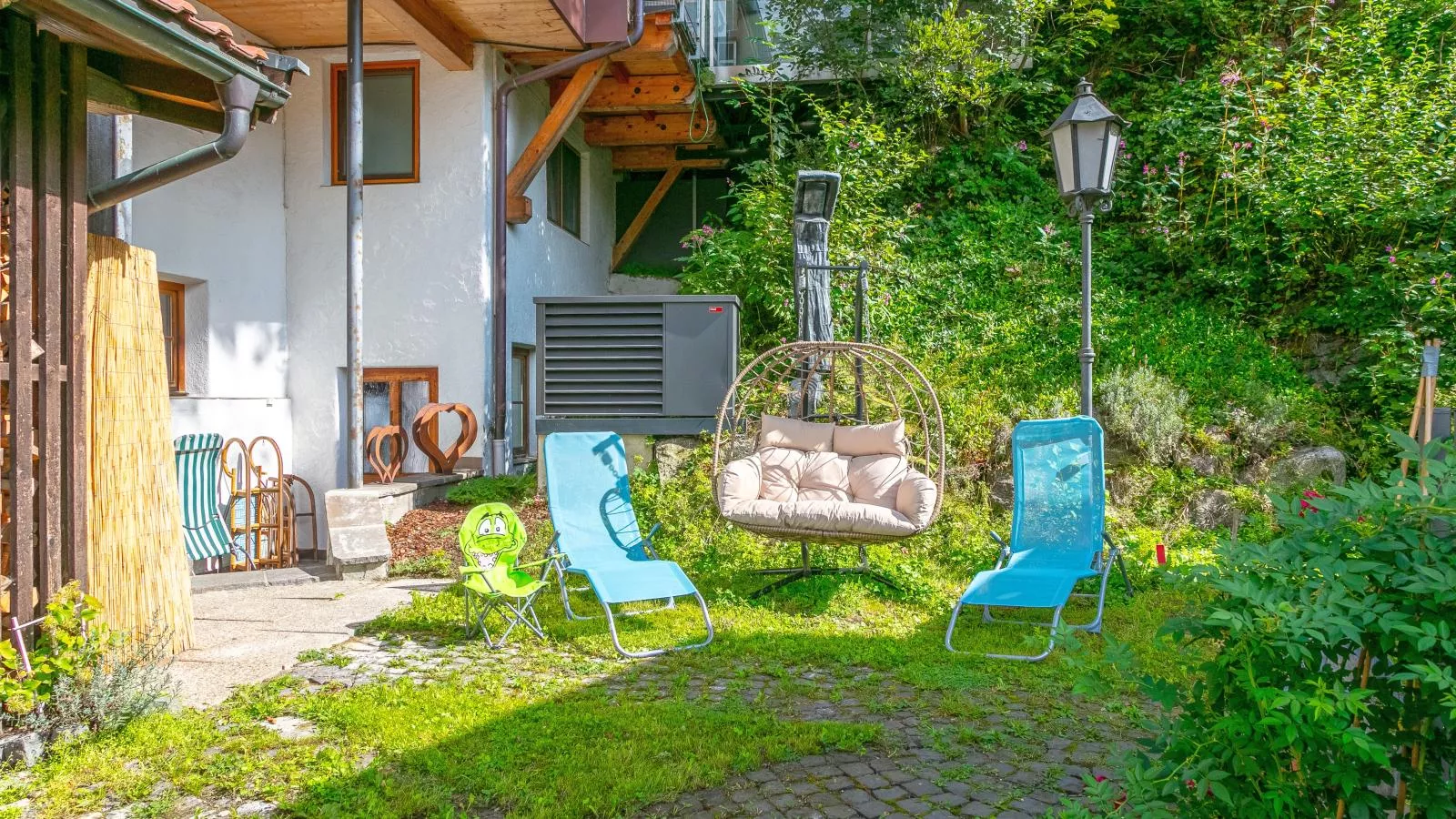 Zur Alten Schmiede-Gardens summer