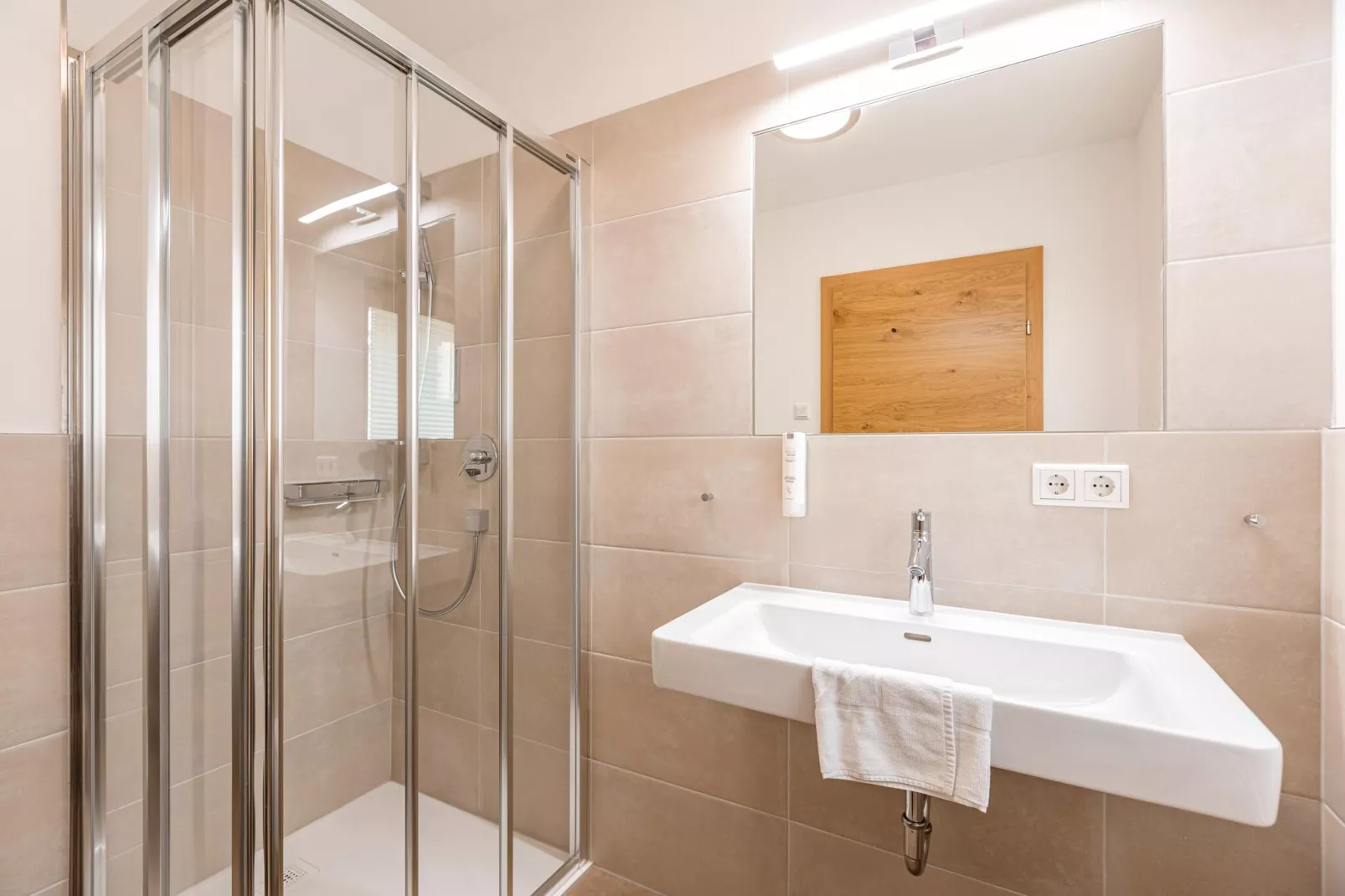 Turrach Lodges 2-Bathroom