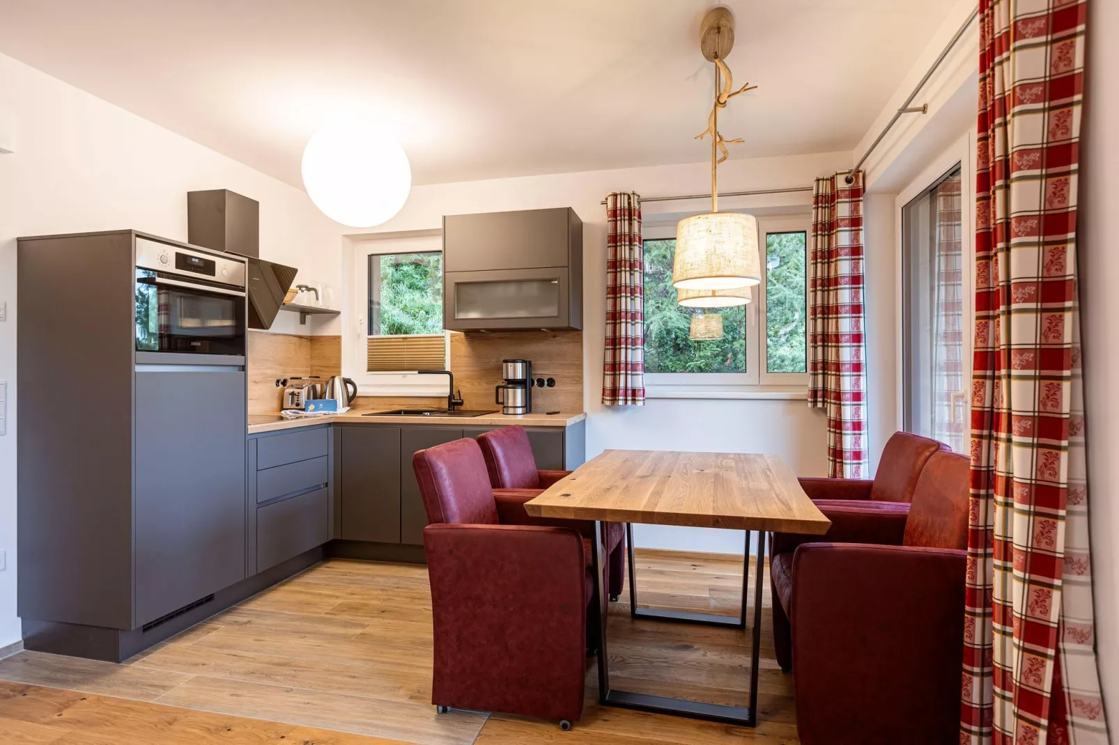 Turrach Lodges 4-Living room