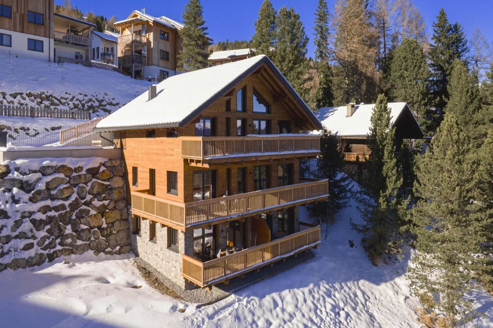 Turrach Lodges 4-Exterior winter