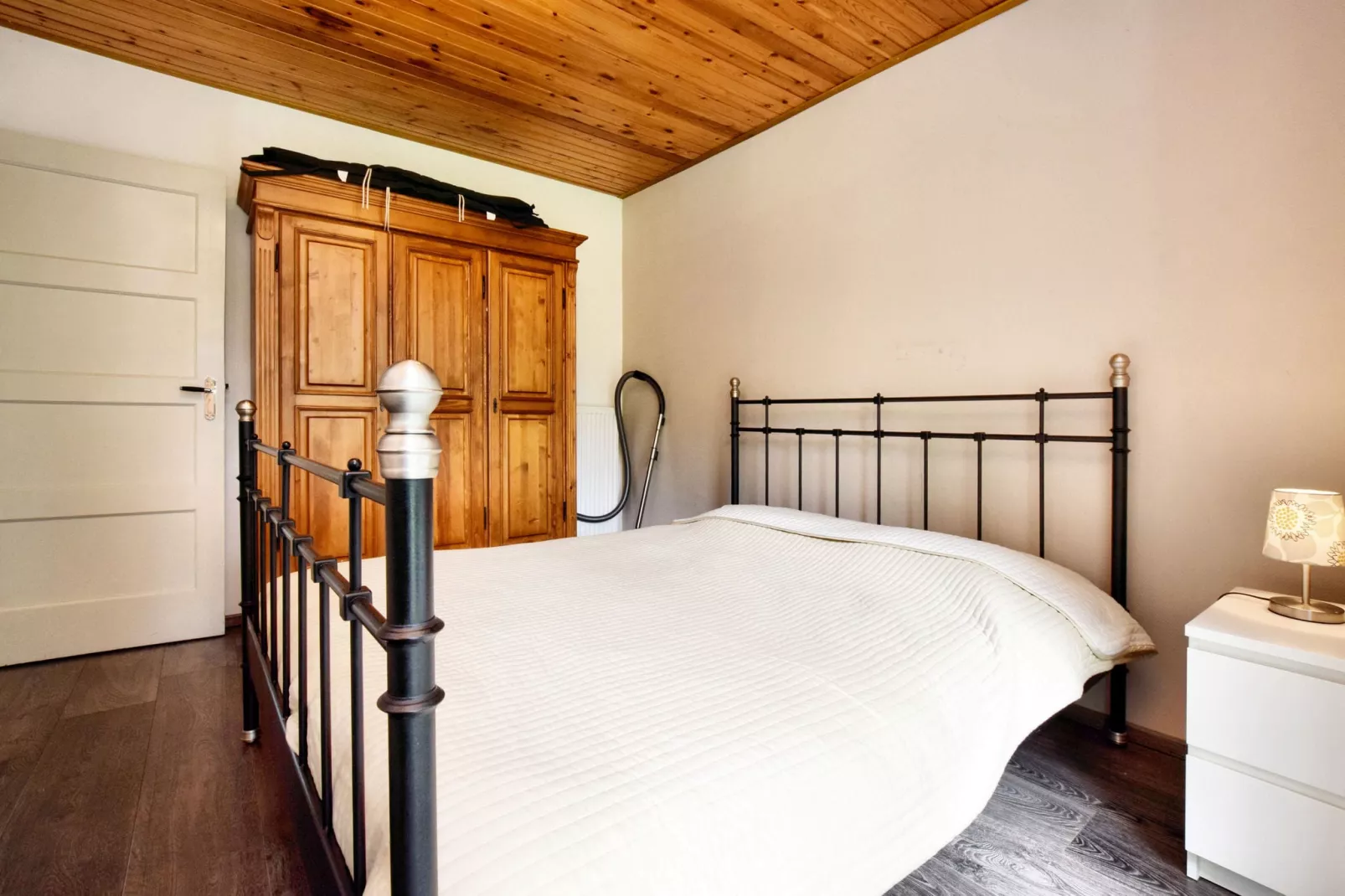 Chez Beau-Bedroom