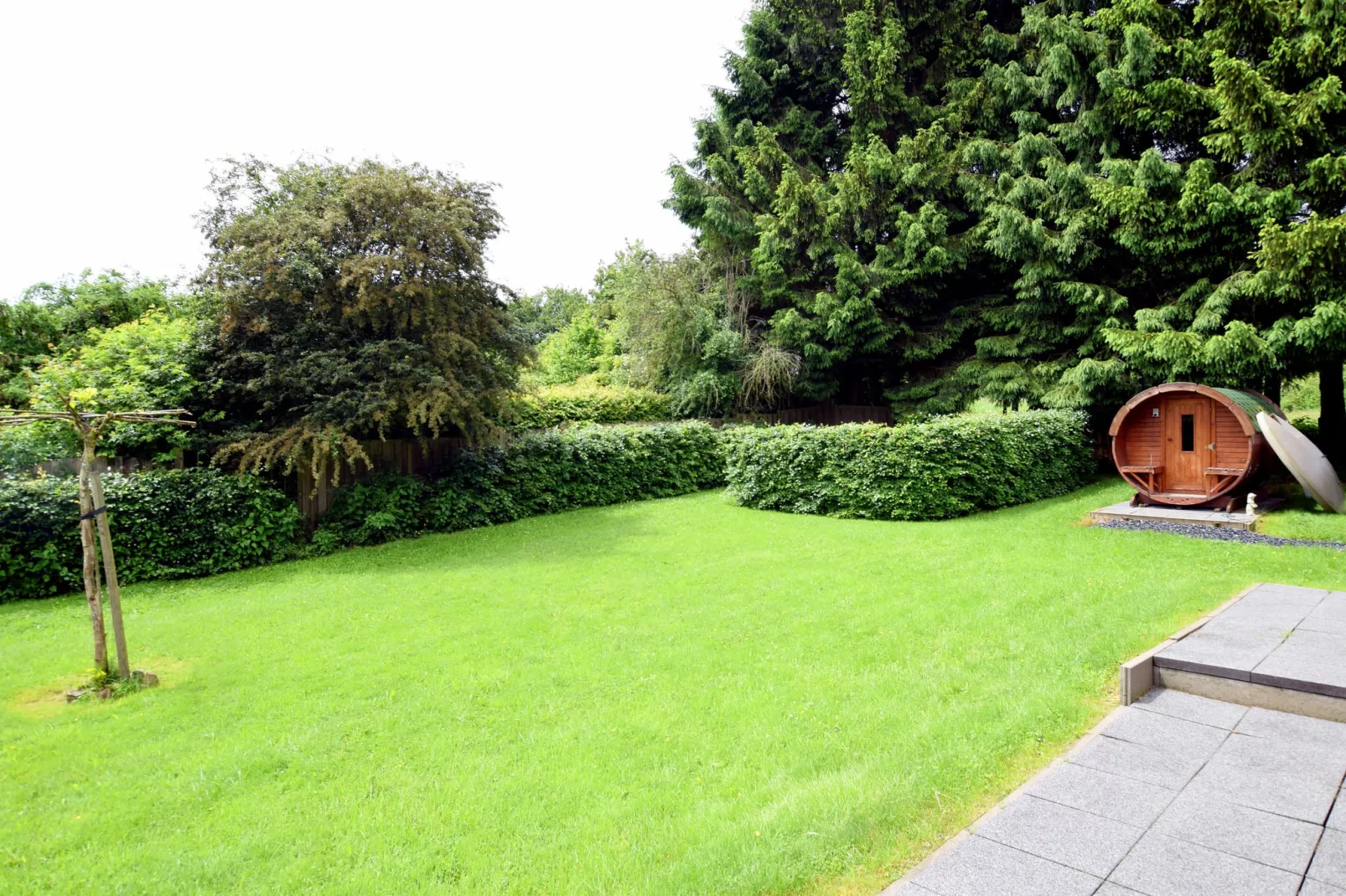 Chez Beau-Gardens summer