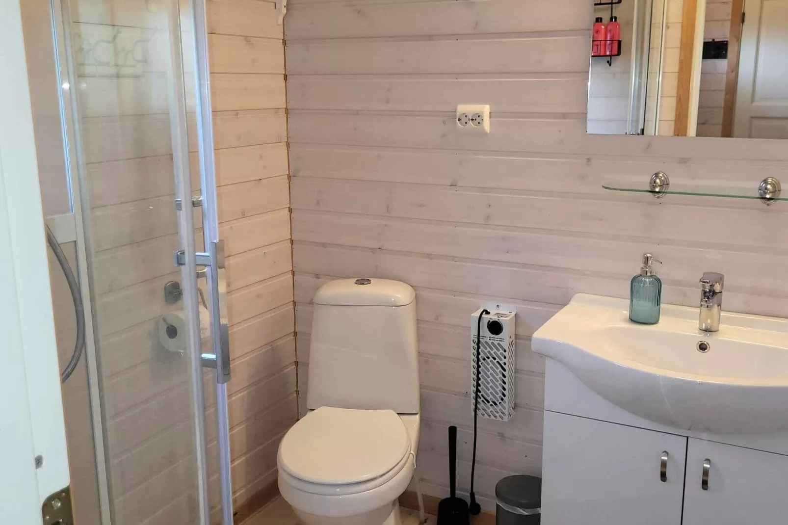 6 person holiday home in Rebbenes-Indoor