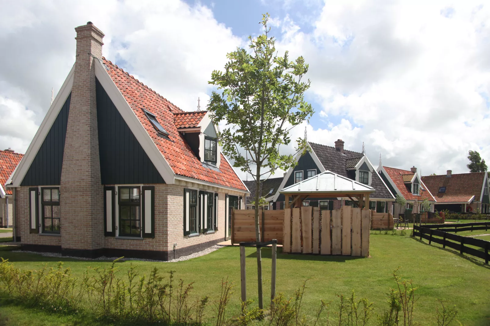 Recreatiepark Wiringherlant - Villa 15-Jardin d'été