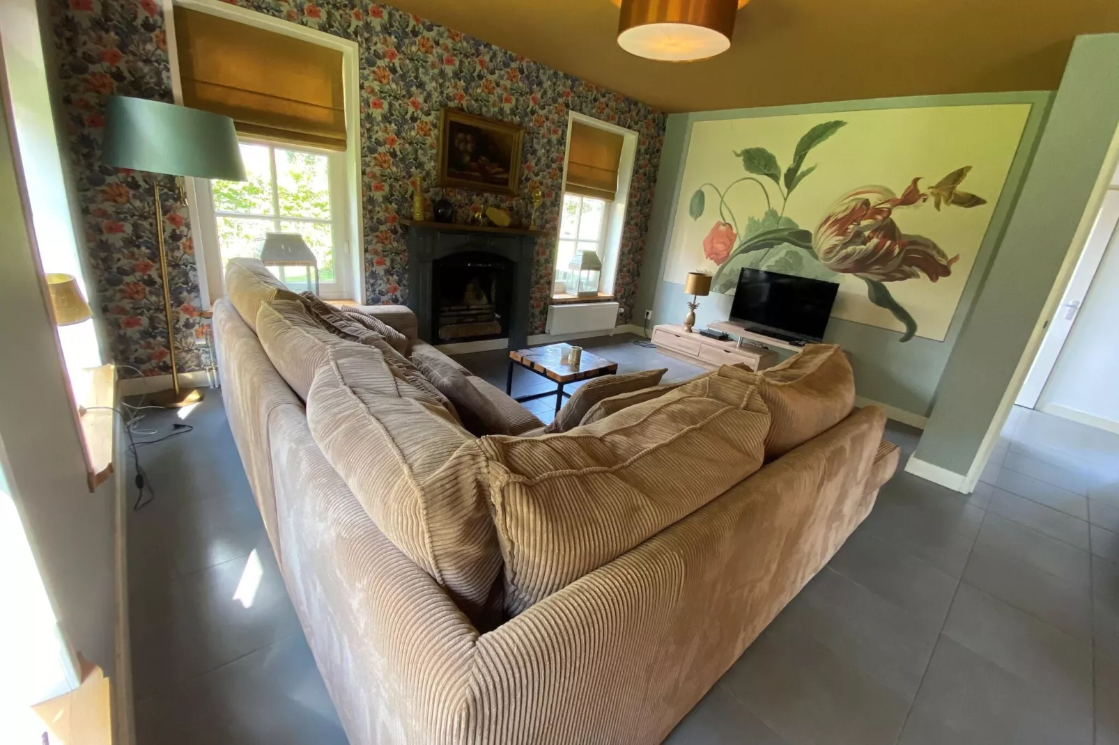 Recreatiepark Wiringherlant - Villa 18-Living room