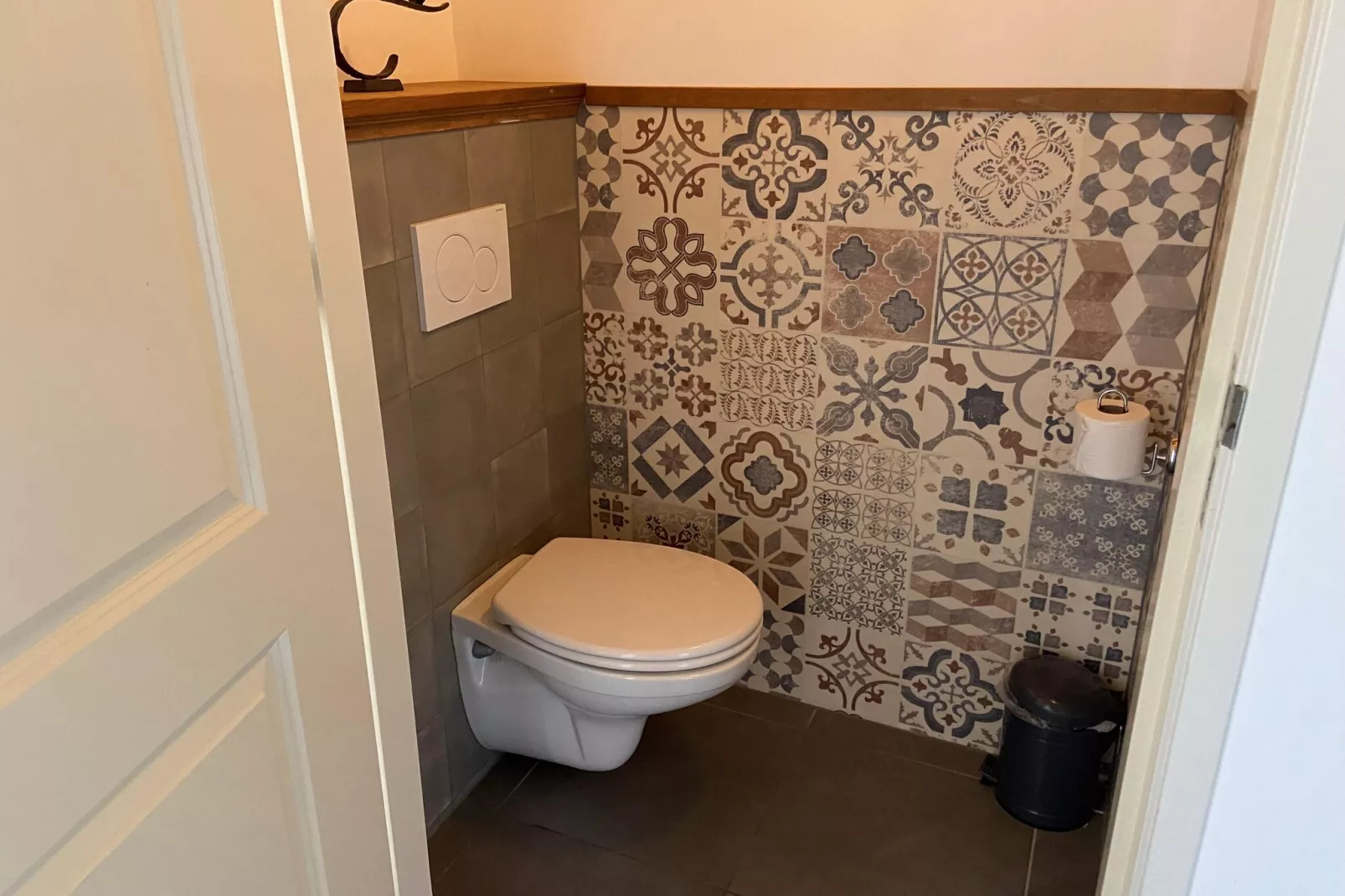 Recreatiepark Wiringherlant - Villa 18-Bathroom