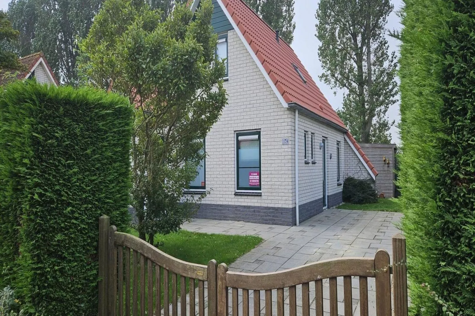 Schoneveld 176 Zeemeeuw Breskens-Exterior summer