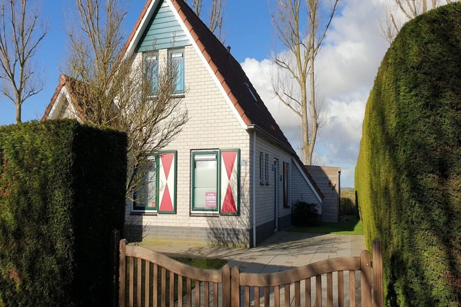 Schoneveld 176 Zeemeeuw Breskens-Exterior summer