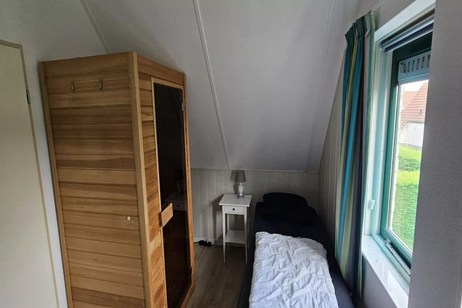 Schoneveld 176 Zeemeeuw Breskens-Bedroom
