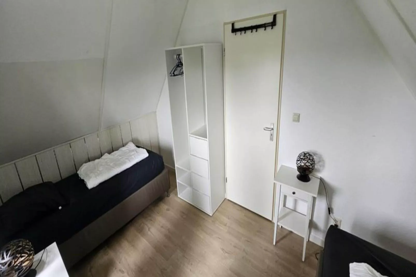 Schoneveld 176 Zeemeeuw Breskens-Bedroom