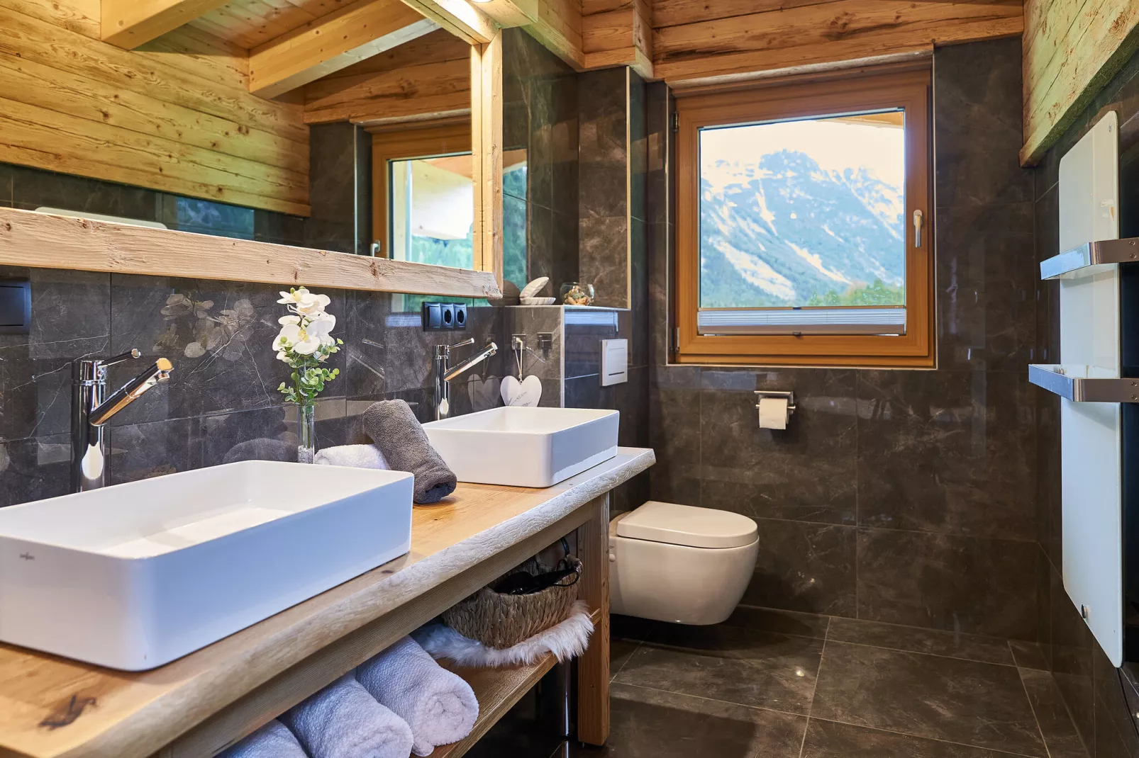 Haus Leßner TOP 2-Bathroom