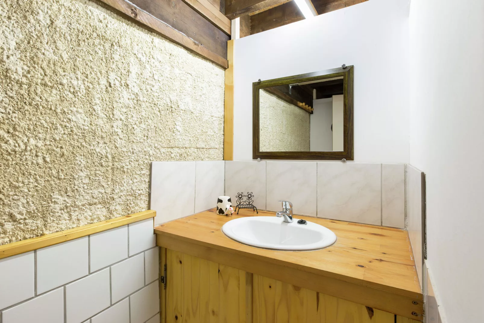 La petite Grenterie en mobil home-Bathroom