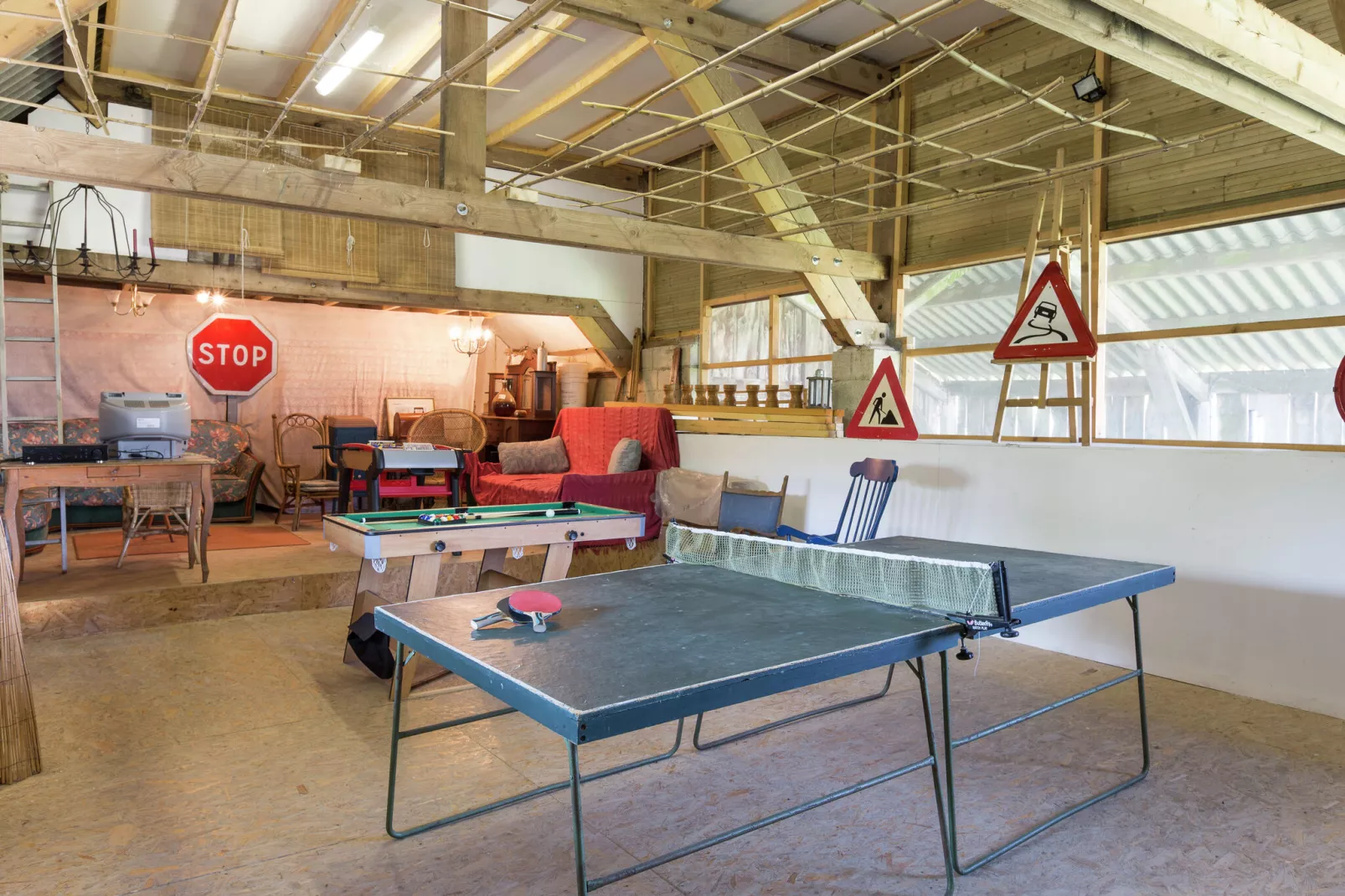 La petite Grenterie en mobil home-Recreation room