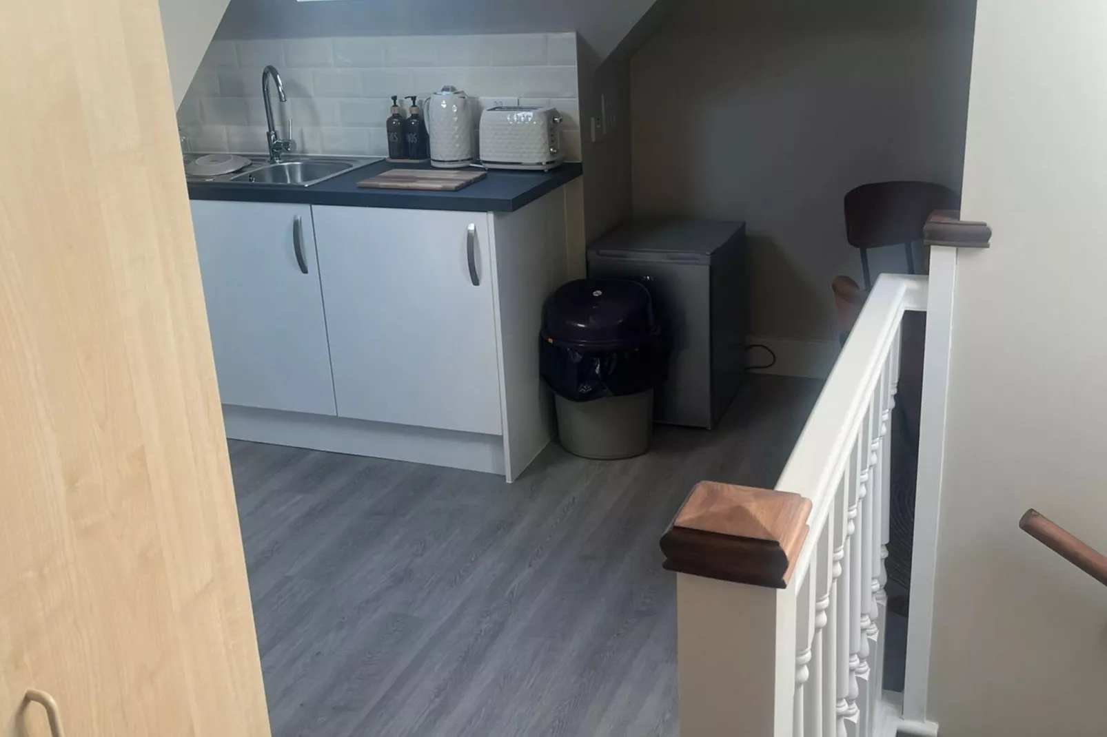 Apartment in Wembley-Kitchen