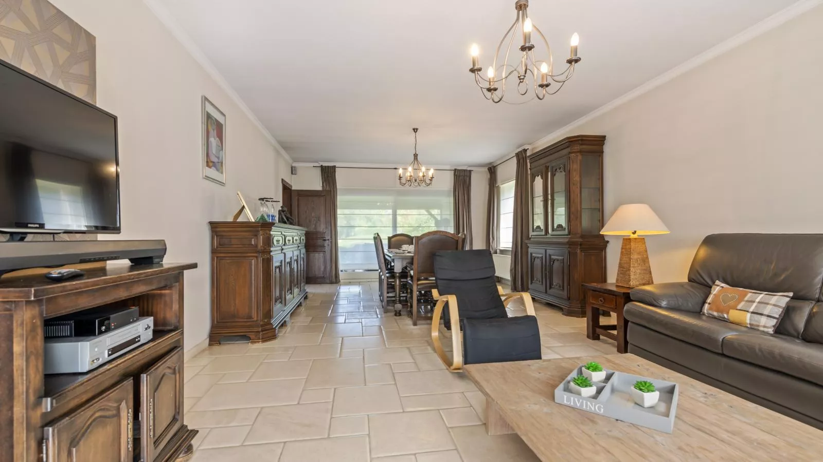 Villa Deluxe-Living room