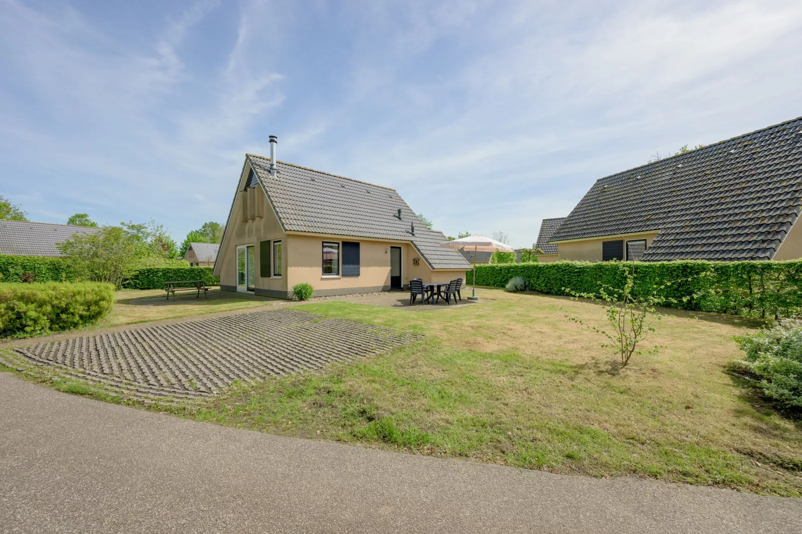 4-persoons bungalow Sondel 17-Exterior summer