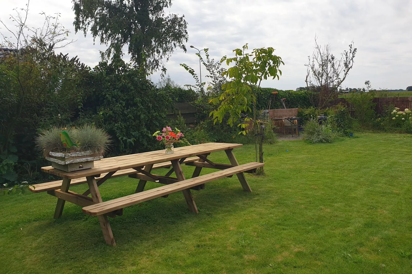 13-17 pax holiday home with separated apartments and gardens-Gärten Sommer