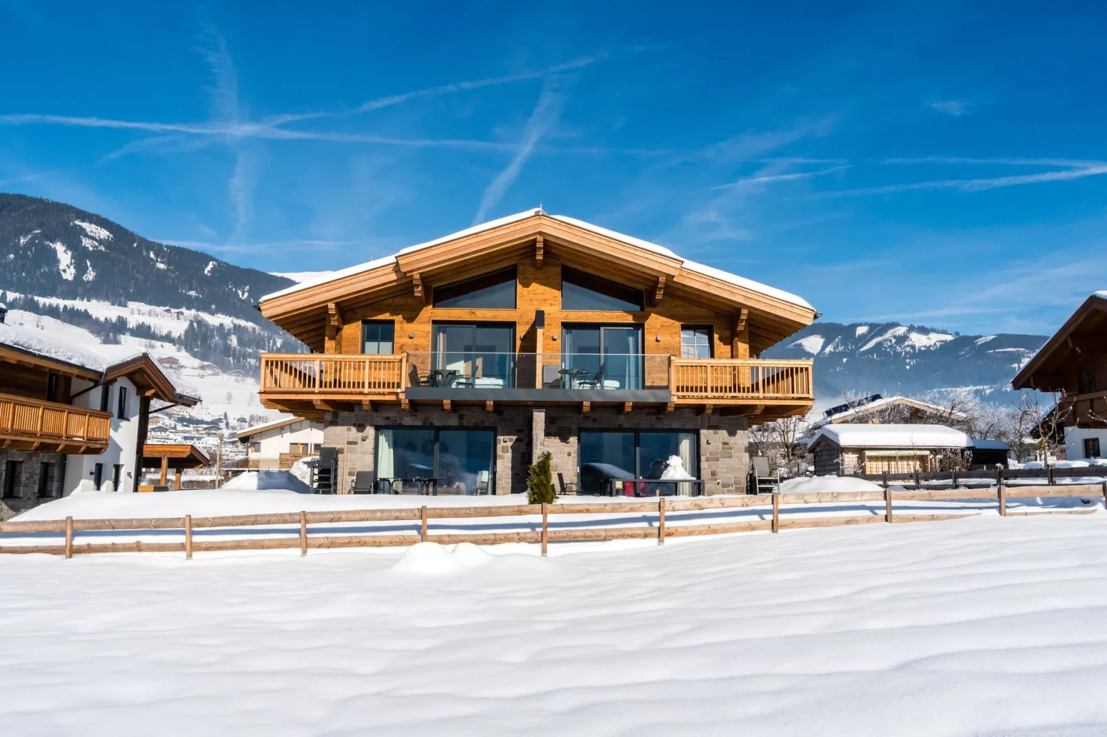 Chalet Flora-Exterior winter
