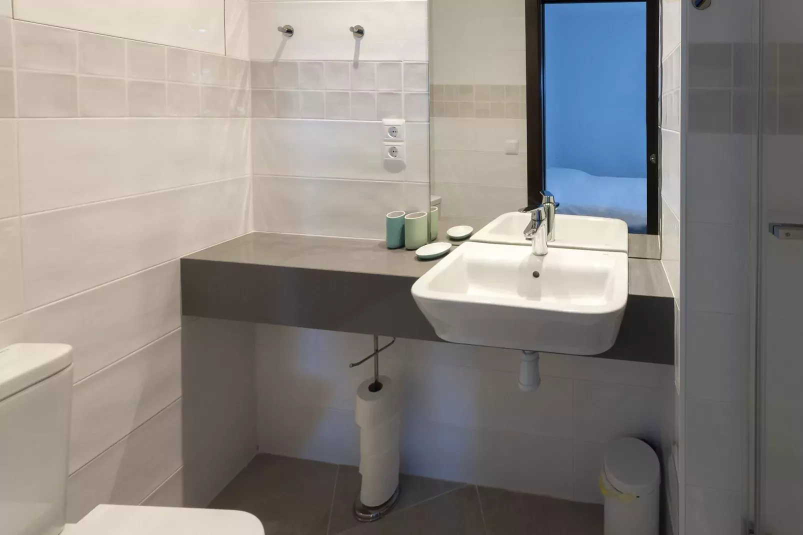 Sea Pearl-Bathroom