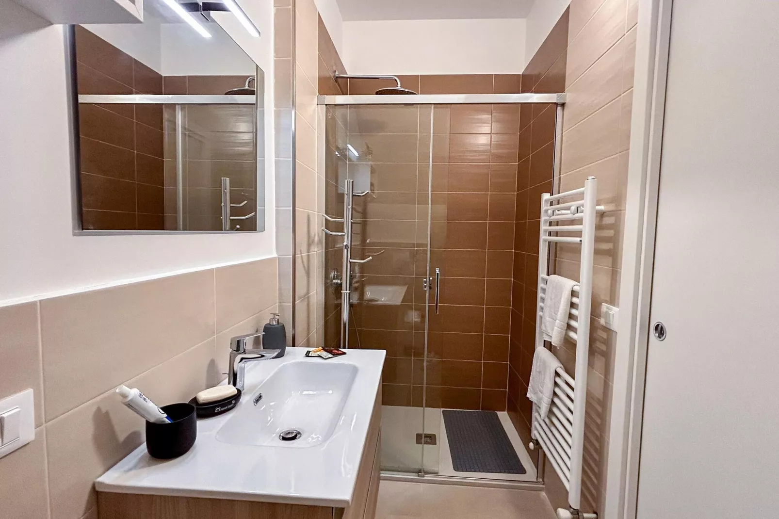 Finestrammare-Bathroom
