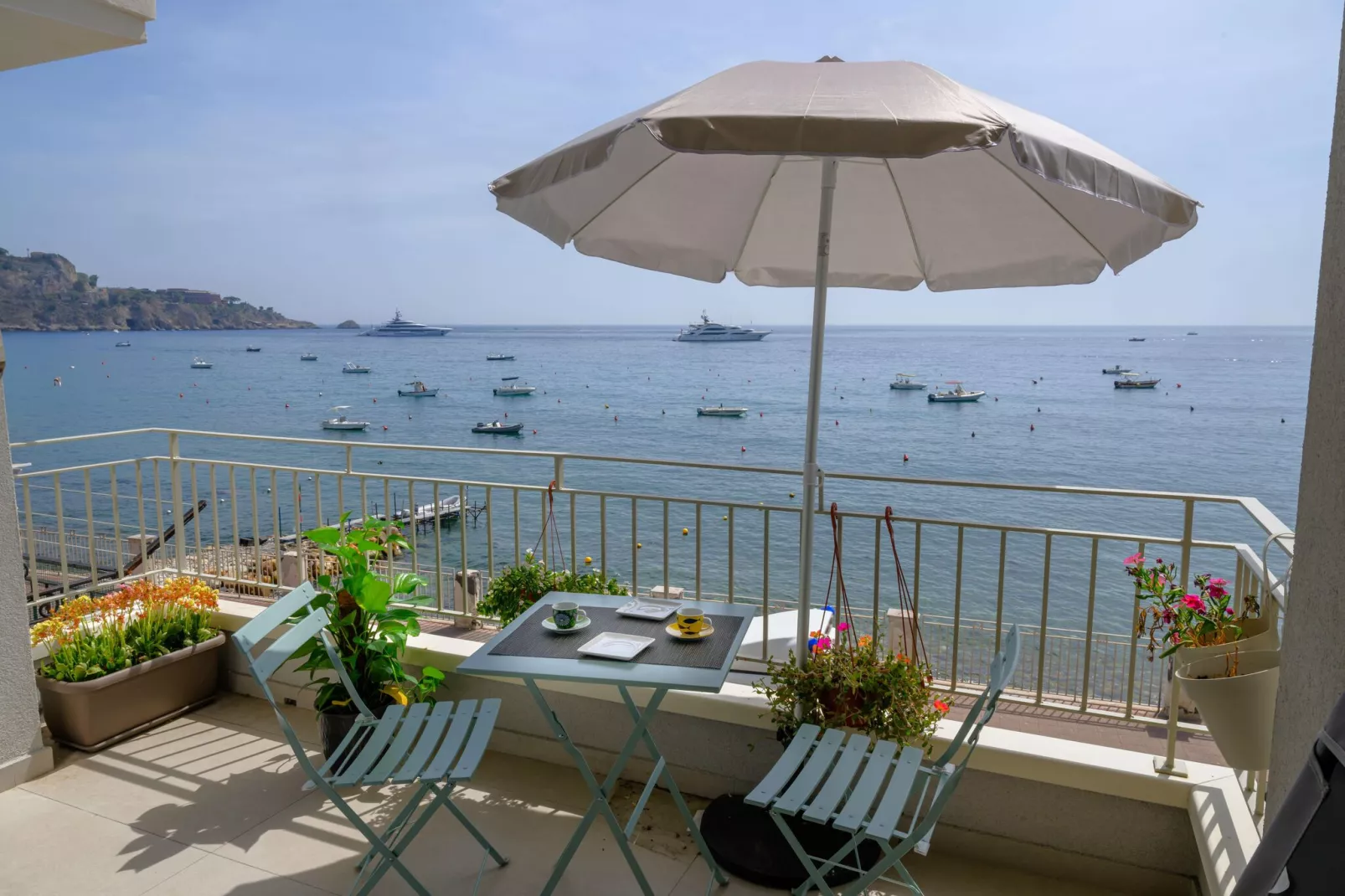 Finestrammare-View summer