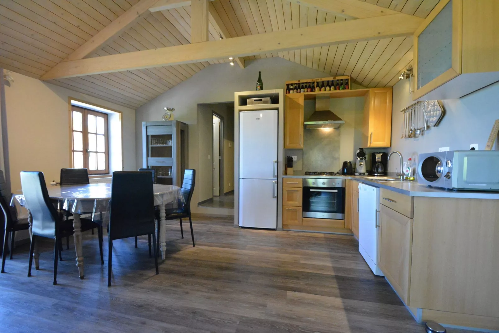 Le Chalet du Coteau-Dining room