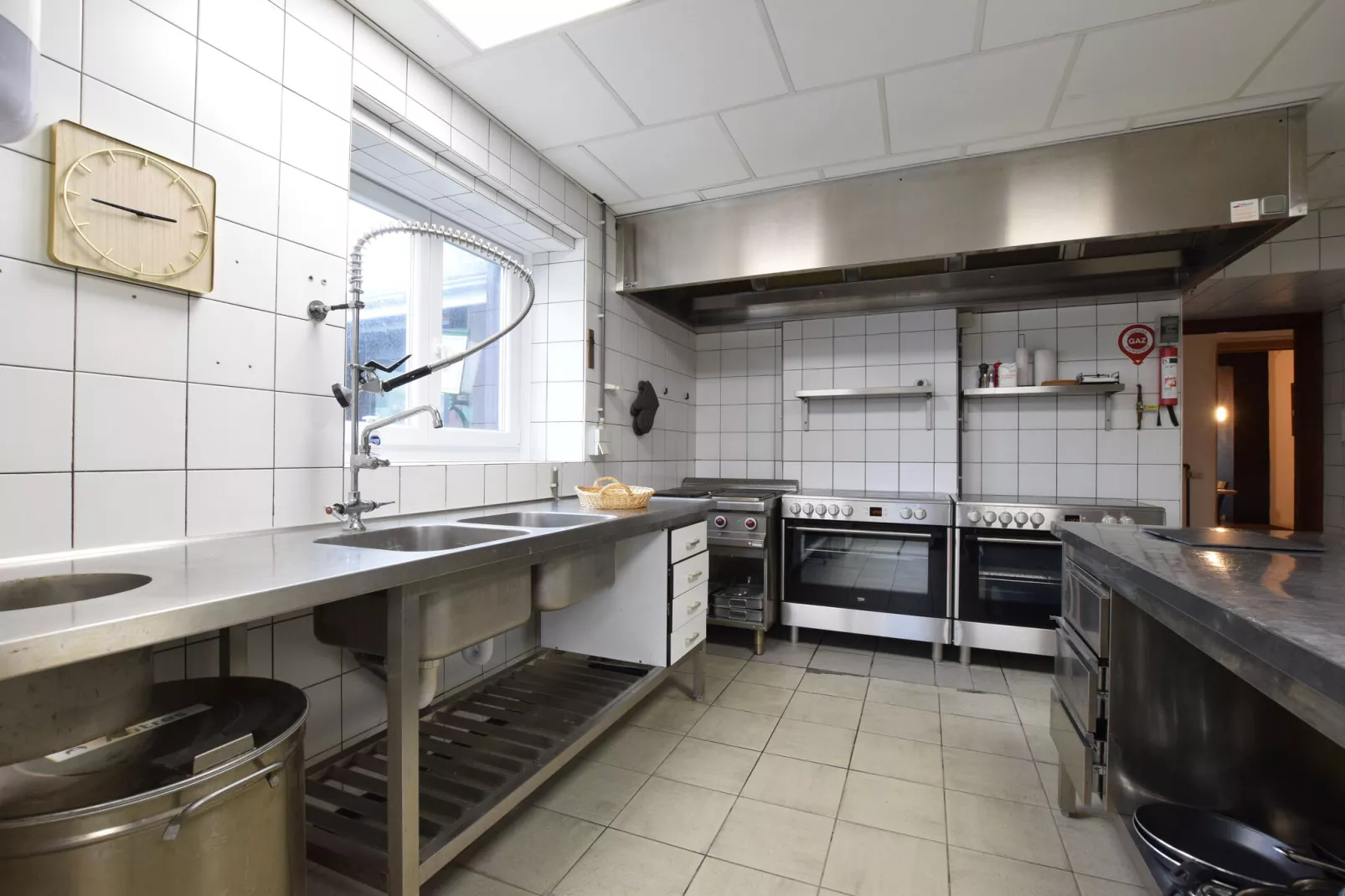 Le hangar-Kitchen